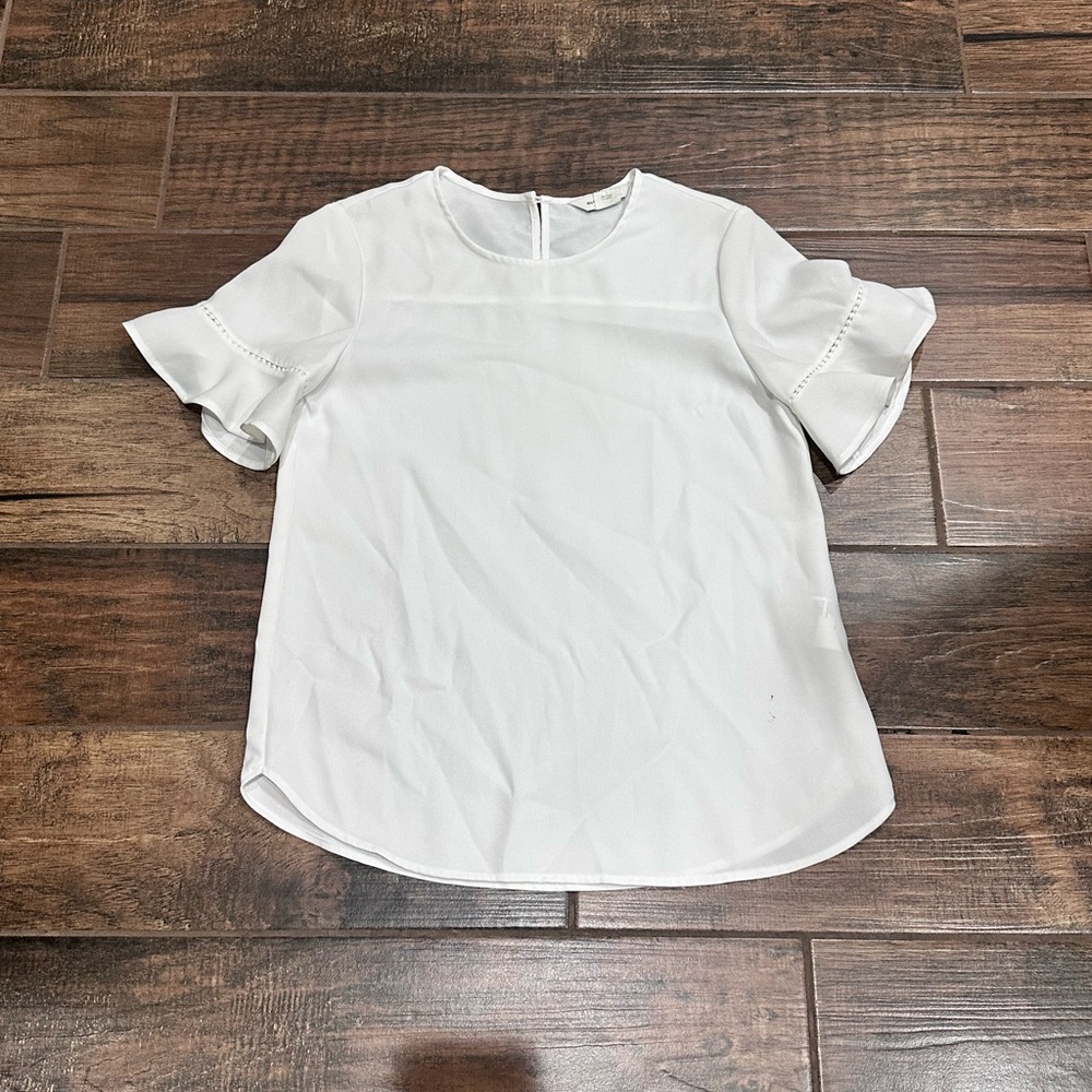 Club Monaco White Blouse with Ruffle Sleeves